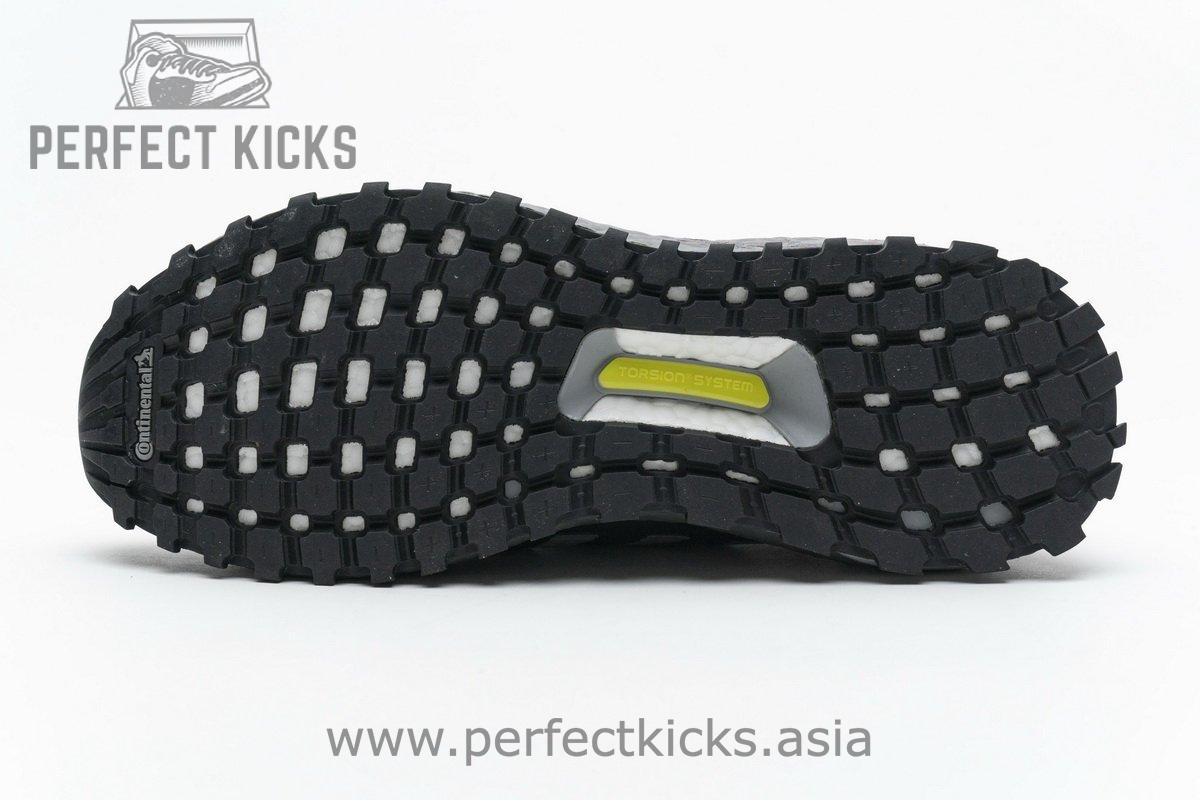 FU9464 adidas UltraBOOST Guard Black Red - Image 9