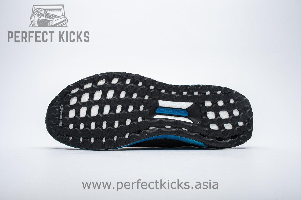 Ultra Boost 4.0 “Core Black/Blue”FV7281 - Image 6