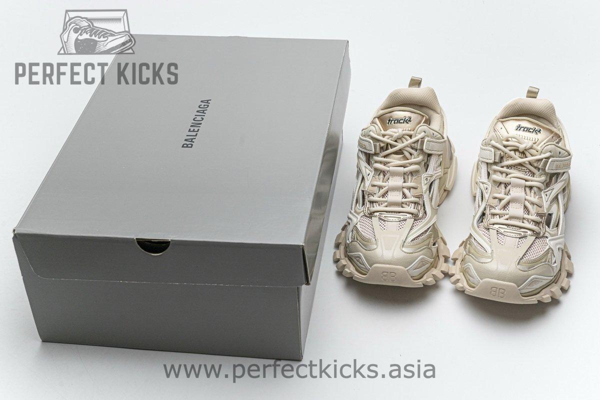 570391 W2GN1 9029 Blenciaga Track 2 Sneaker Khaki - Image 3