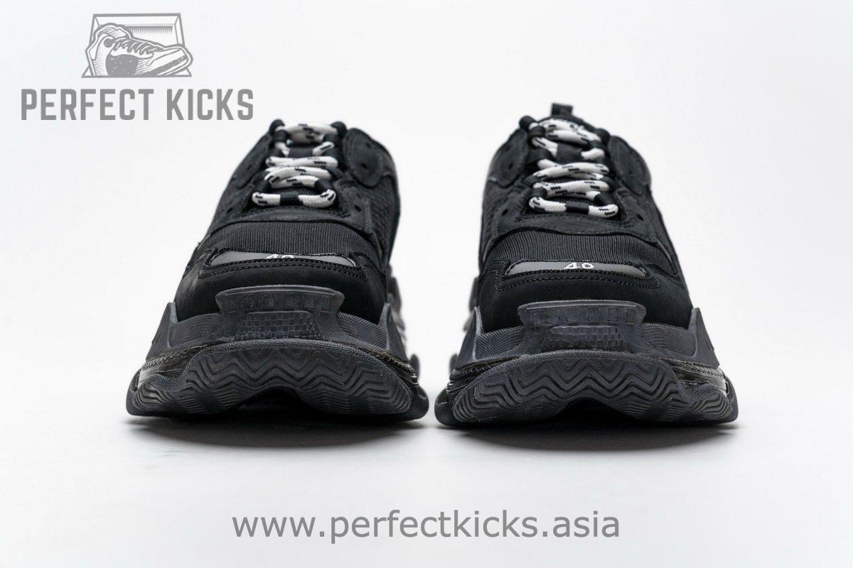 541624 W09O1 1000 Balenciaga Triple S Black - Image 5