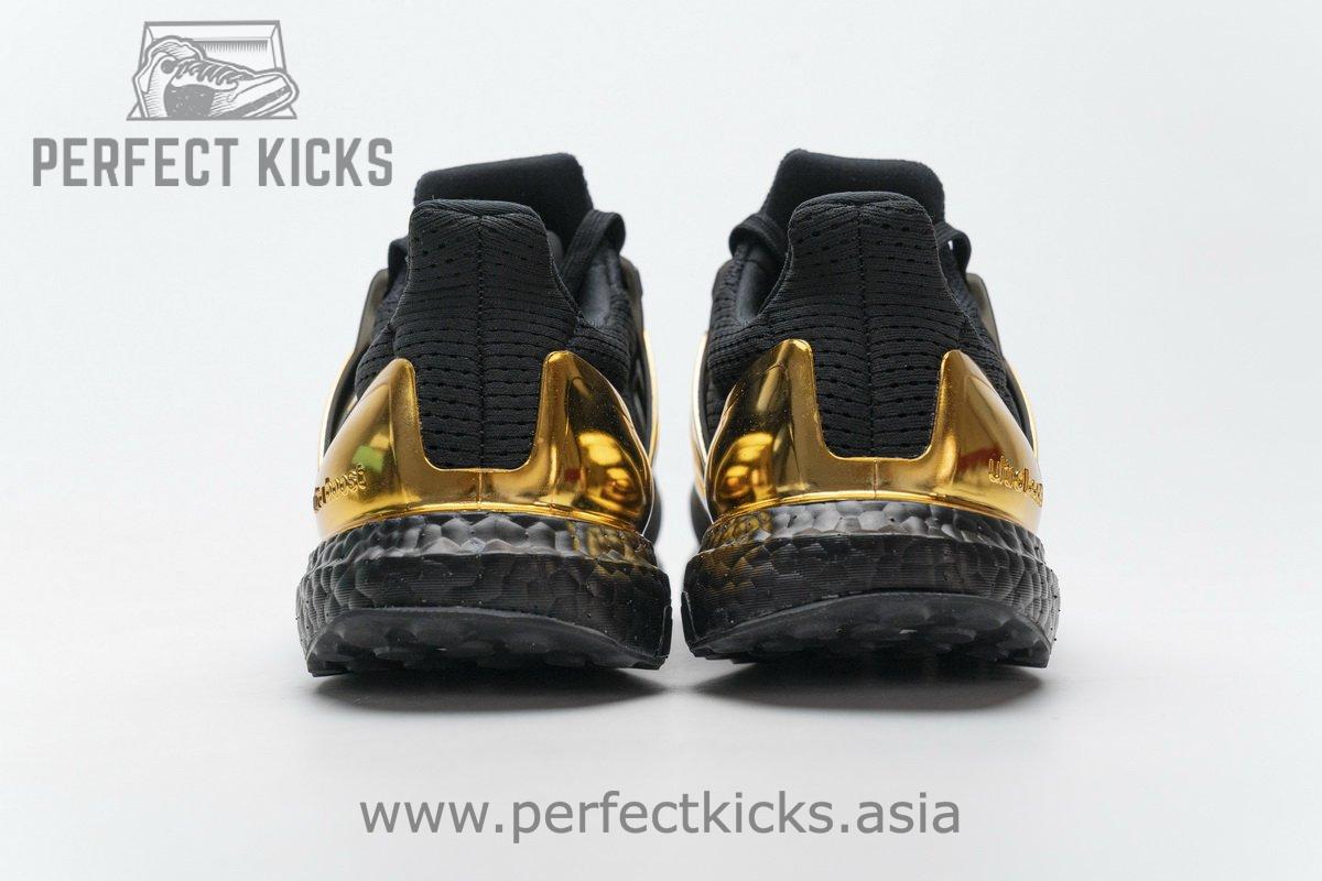 EG8102 adidas Ultra Boost Black Gold - Image 7