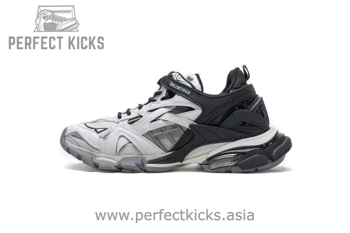 570391 W2GN3 1090 Blenciaga Track 2 Sneaker Black White