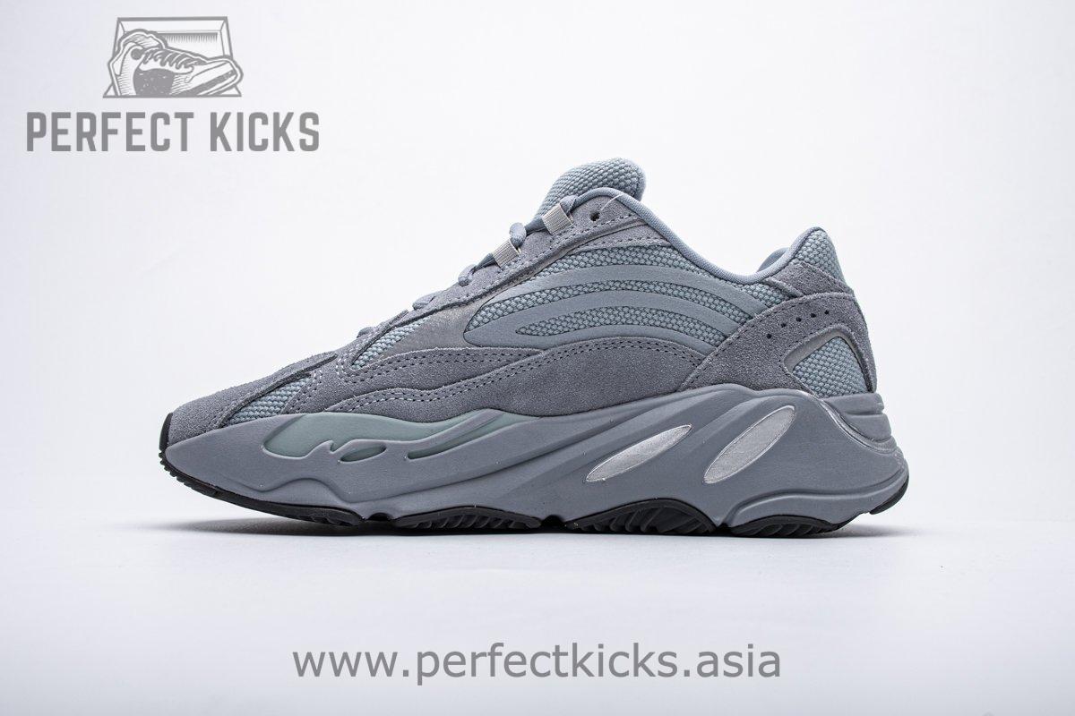 FV8424 adidas Yeezy Boost 700 V2 “Hospital Blue”Basf Boost - Image 2