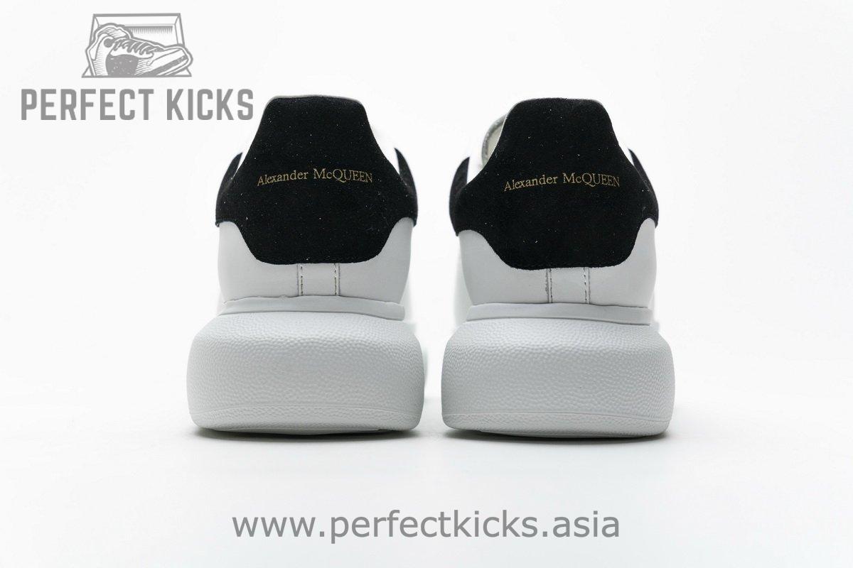 462214 WHGP7 9001 Alexander McQueen Sneaker White Black23 - Image 7