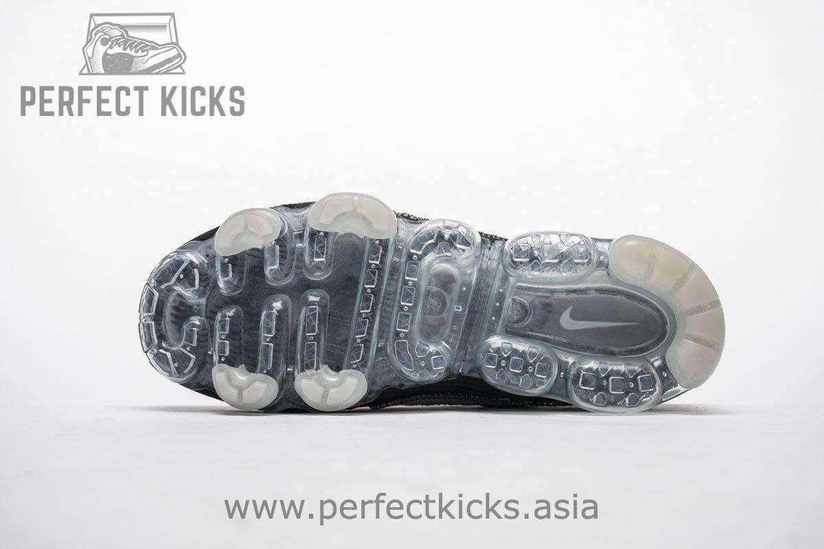 2018 1.0 AA3831-002 Off White x Nike Air VaporMax 2018 'Black White' - Image 8