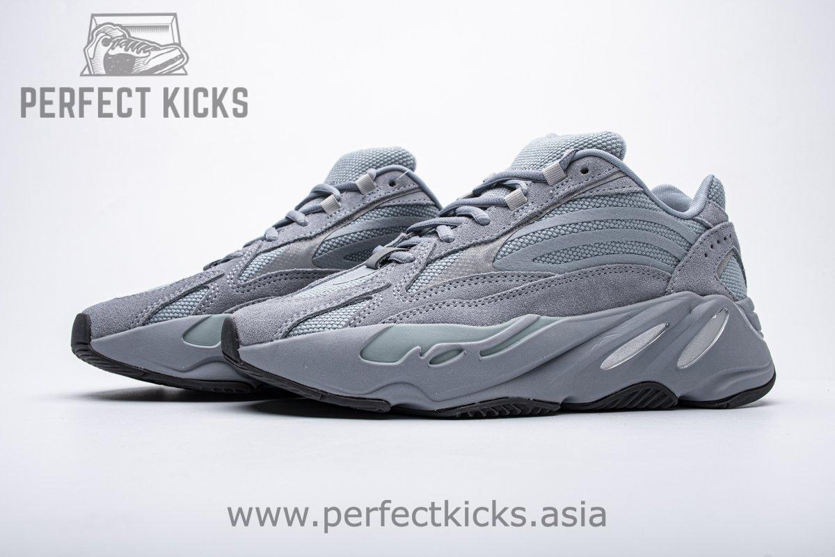 FV8424 adidas Yeezy Boost 700 V2 “Hospital Blue”Basf Boost - Image 4