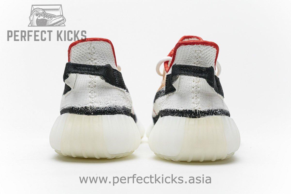 Burberry x Yeezy Boost 350 V2 - Image 7