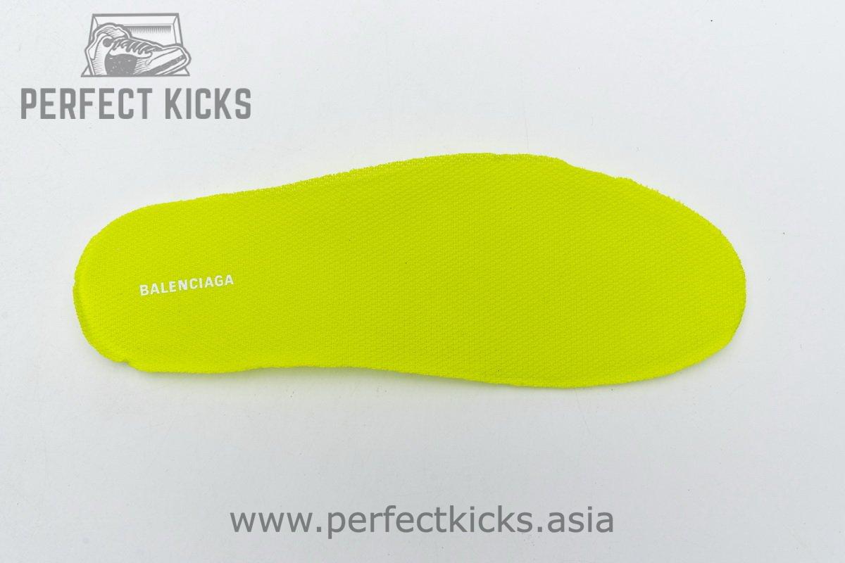 570391 W2GN3 1090 Blenciaga Track 2 Sneaker Black White - Image 10