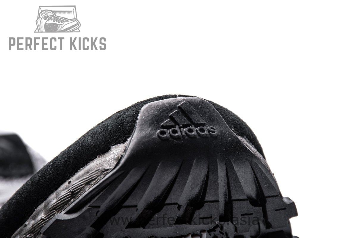 GAME OF THRONES x Ultra Boost “House Stark”EE3706 - Image 9