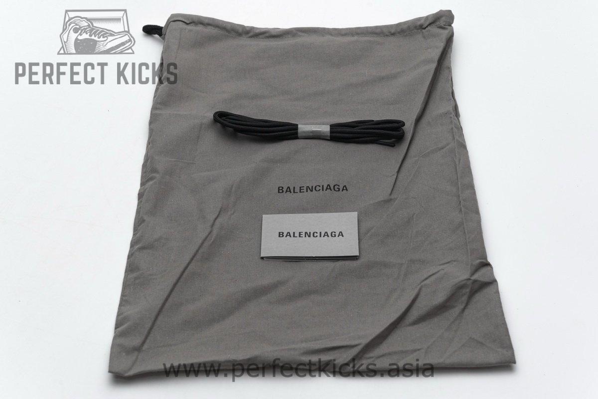 570391 W2GN3 4050 Blenciaga Track 2 Sneaker Blue Pink - Image 11