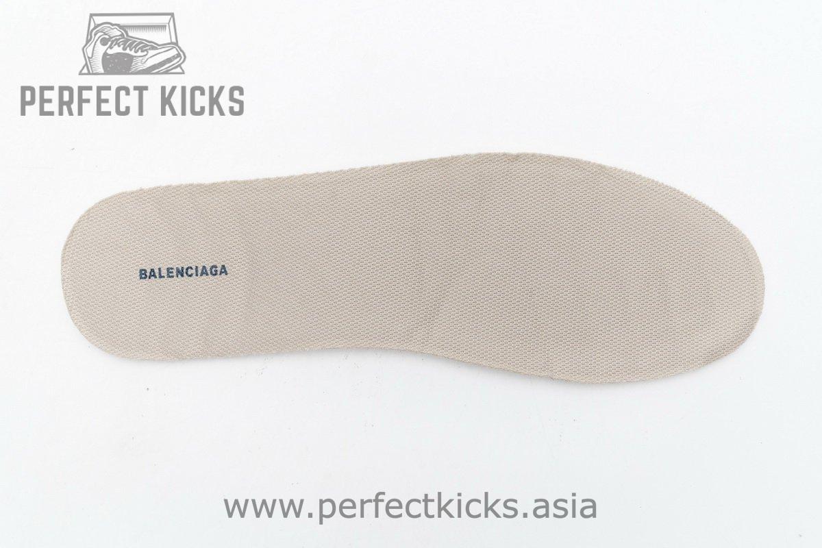 570391 W2GN2 8570 Blenciaga Track 2 Sneaker Beige Blue - Image 11