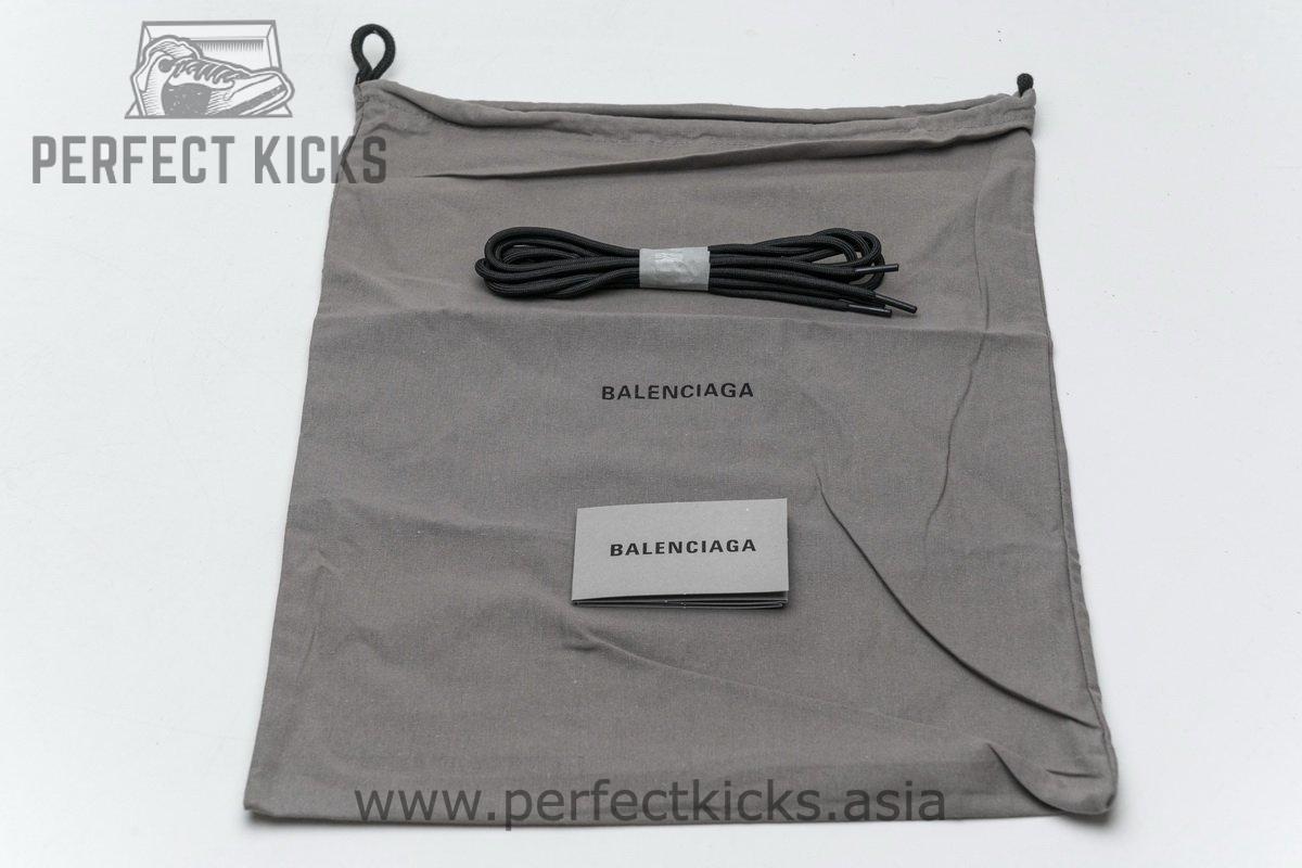 570391 W2GN3 1090 Blenciaga Track 2 Sneaker Black White - Image 11