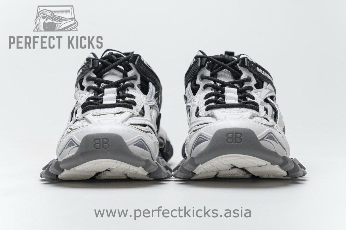 570391 W2GN3 1090 Blenciaga Track 2 Sneaker Black White - Image 5
