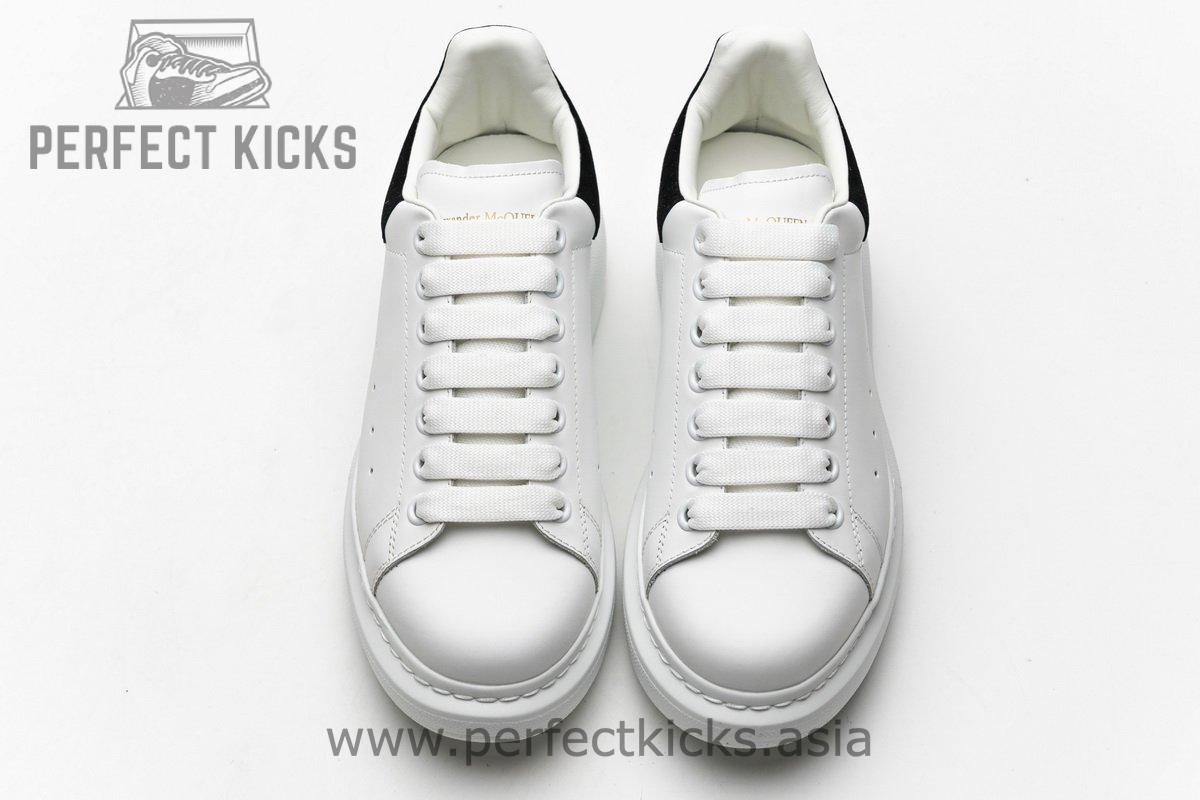 462214 WHGP7 9001 Alexander McQueen Sneaker White Black23 - Image 4