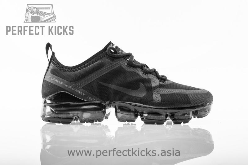 Nike air VaporMax 2019 Run Utility AR6631-010 - Image 2