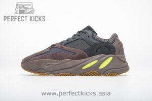 700 Yeezy Boost 700 “Mauve” EE9614