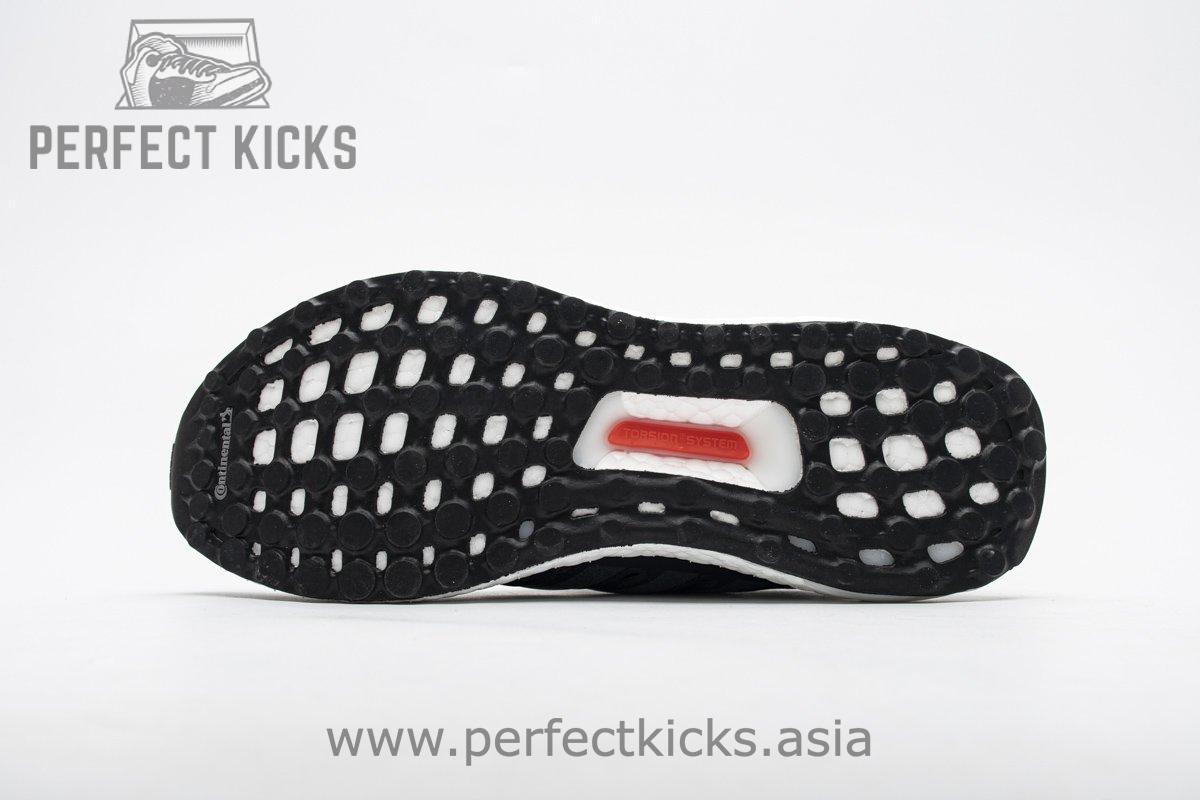 EF0725 adidas Ultra Boost S&L Collegiate Navy Real Boost - Image 5