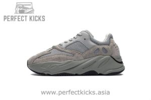 700 Adidas Yeezy Boost 700 "Salt" EG7487