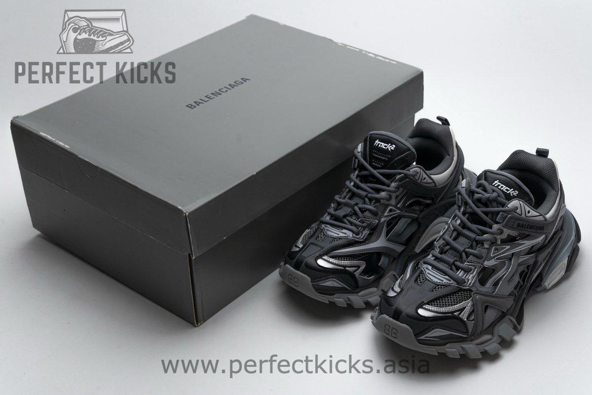 570391 W2GN3 1285 Blenciaga Track 2 Sneaker Medium Grey - Image 3