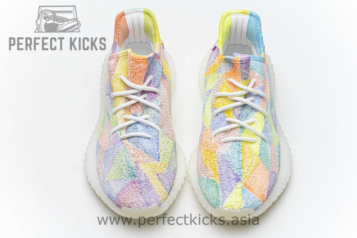 Gradient Geometry x Yeezy Boost 350 V2 - Image 4