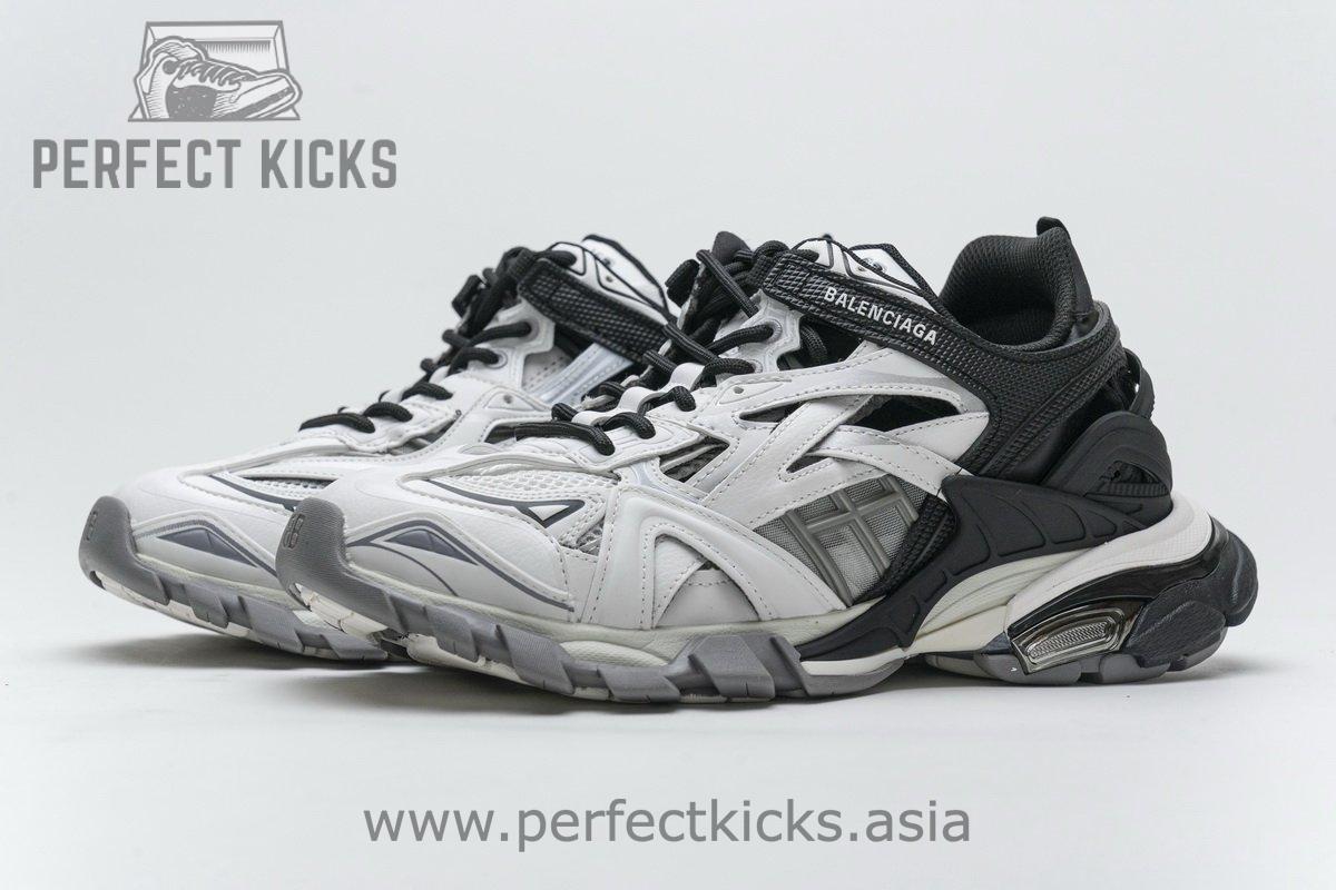 570391 W2GN3 1090 Blenciaga Track 2 Sneaker Black White - Image 6