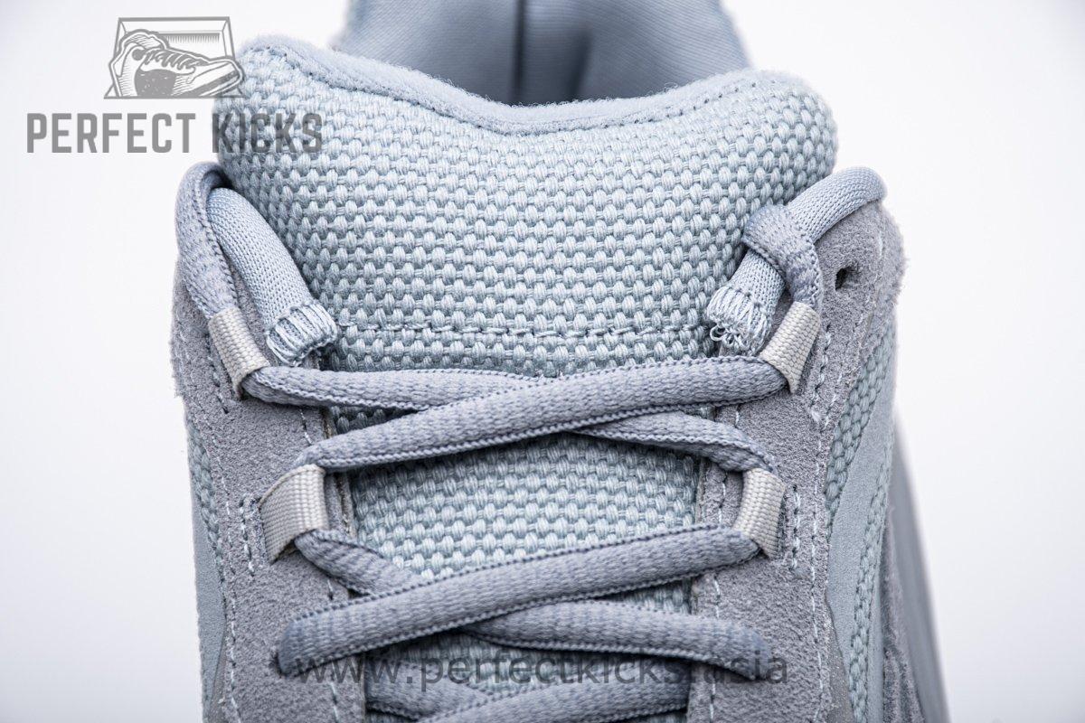 FV8424 adidas Yeezy Boost 700 V2 “Hospital Blue”Basf Boost - Image 9