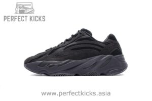 700 V2 Adidas Yeezy 700 “Vanta” FU6684