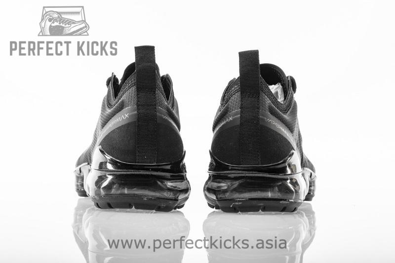 Nike air VaporMax 2019 Run Utility AR6631-010 - Image 4