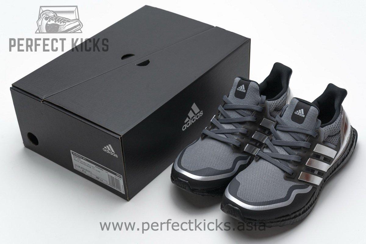 EG8103 adidas Ultra Boost Grey Silver - Image 3