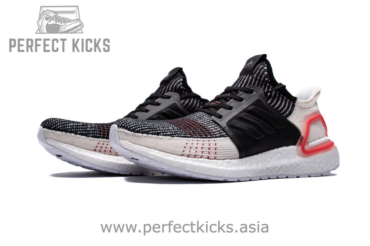 Ultra Boost 5.0(2019) Core Black Active Red F35238 - Image 3