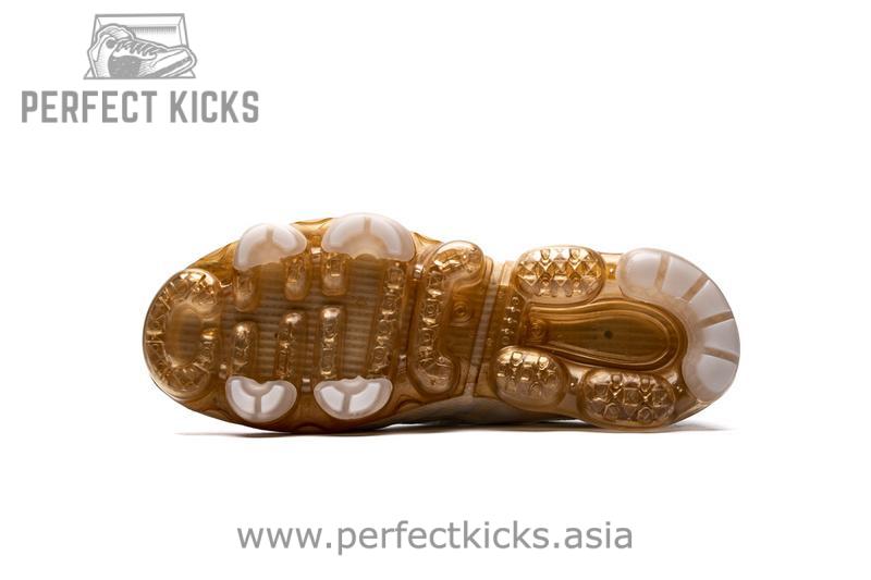 Nike Air VaporMax 2019 Gold AR6632-101 - Image 3