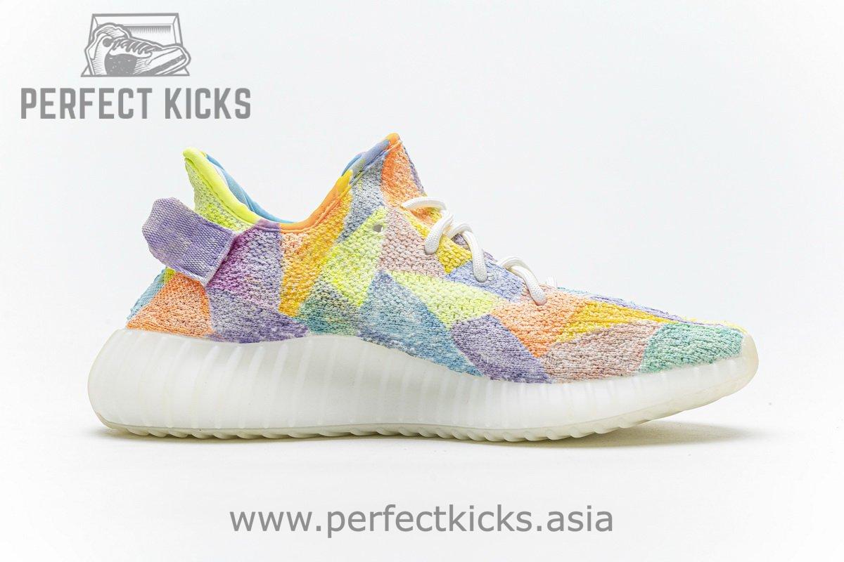 Gradient Geometry x Yeezy Boost 350 V2 - Image 11