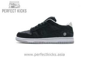 CZ5127-001 Medicom x Nike SB Dunk Low“BE@RBRICK”