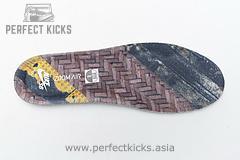 CZ5128-400 Instant Skateboards x Nike SB Dunk Low - Image 8