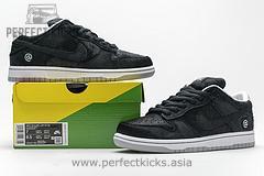 CZ5127-001 Medicom x Nike SB Dunk Low“BE@RBRICK” - Image 5