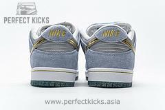 DC9936-100 Sean Cliver x Nike SB Dunk Low - Image 6