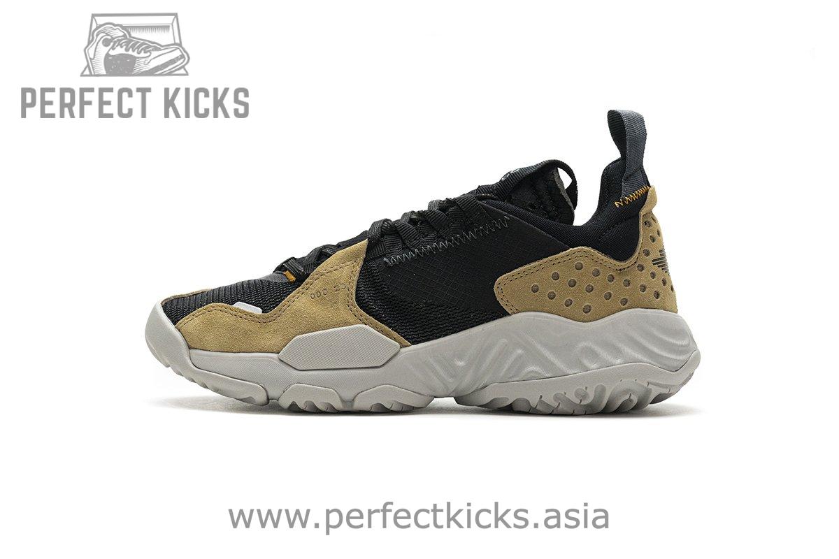 CD6109-002 Jordan Delta SP Black Flax