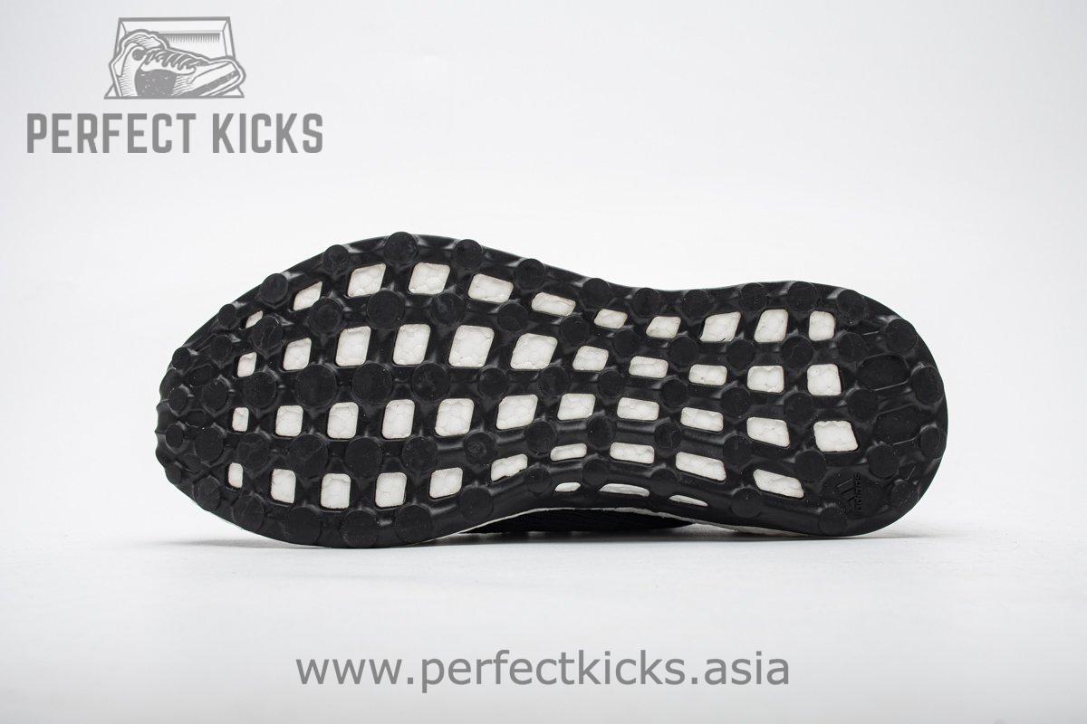 BA8899 adidas PureBoost Black/White - Image 4