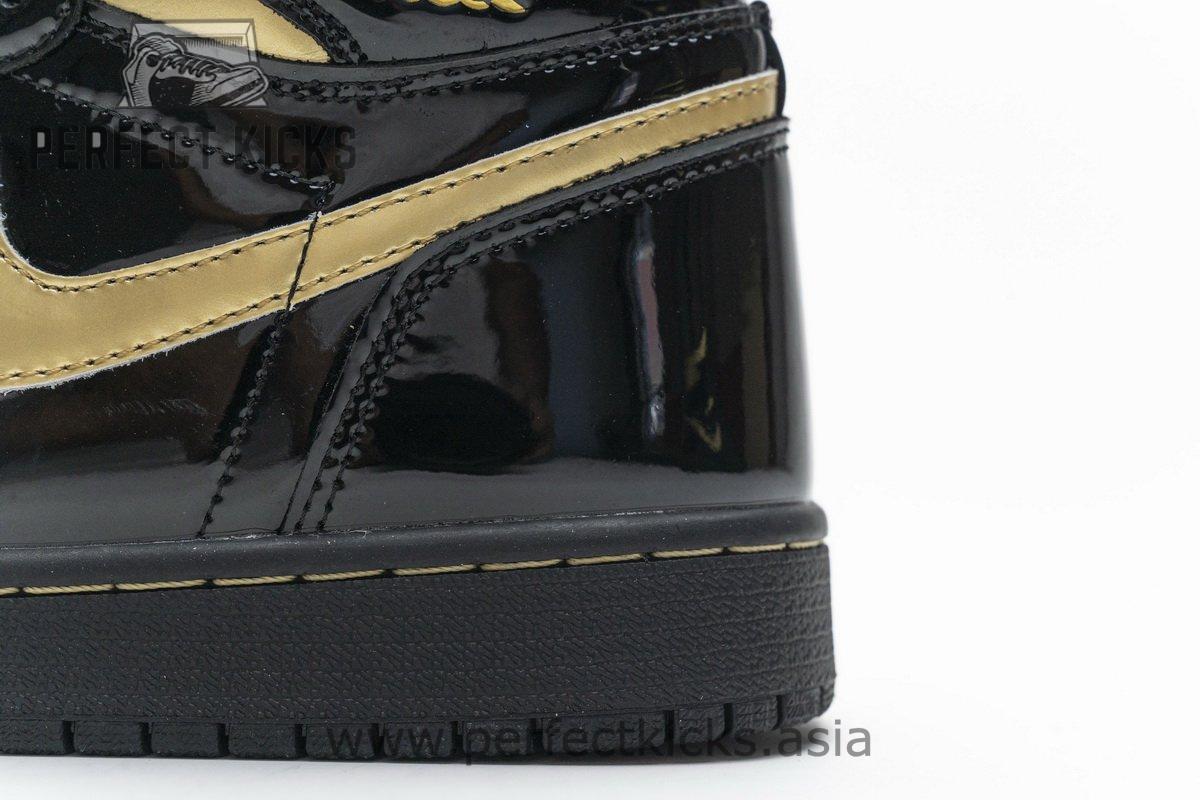 555088-032 Air Jordan 1 High OG Patent Black Metallic Gold - Image 12