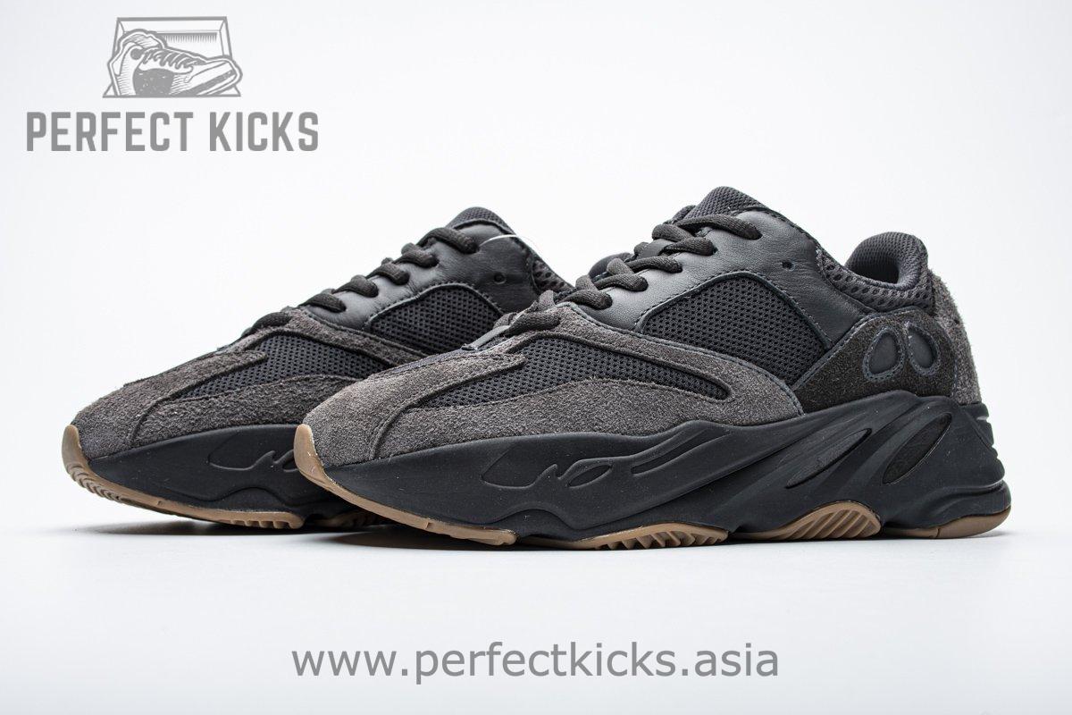 Yeezy Boost 700“Utility Black” FV5304 - Image 3