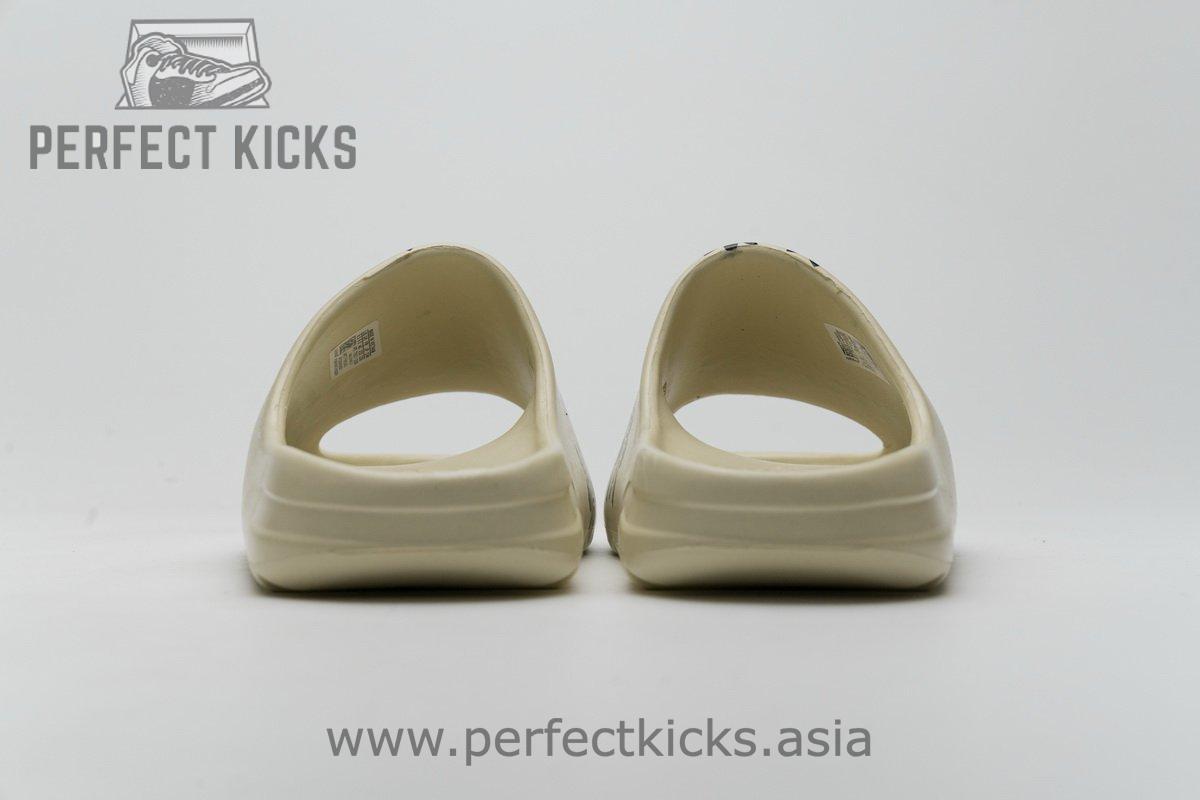 FW6345 adidas Yeezy Slide - Image 7