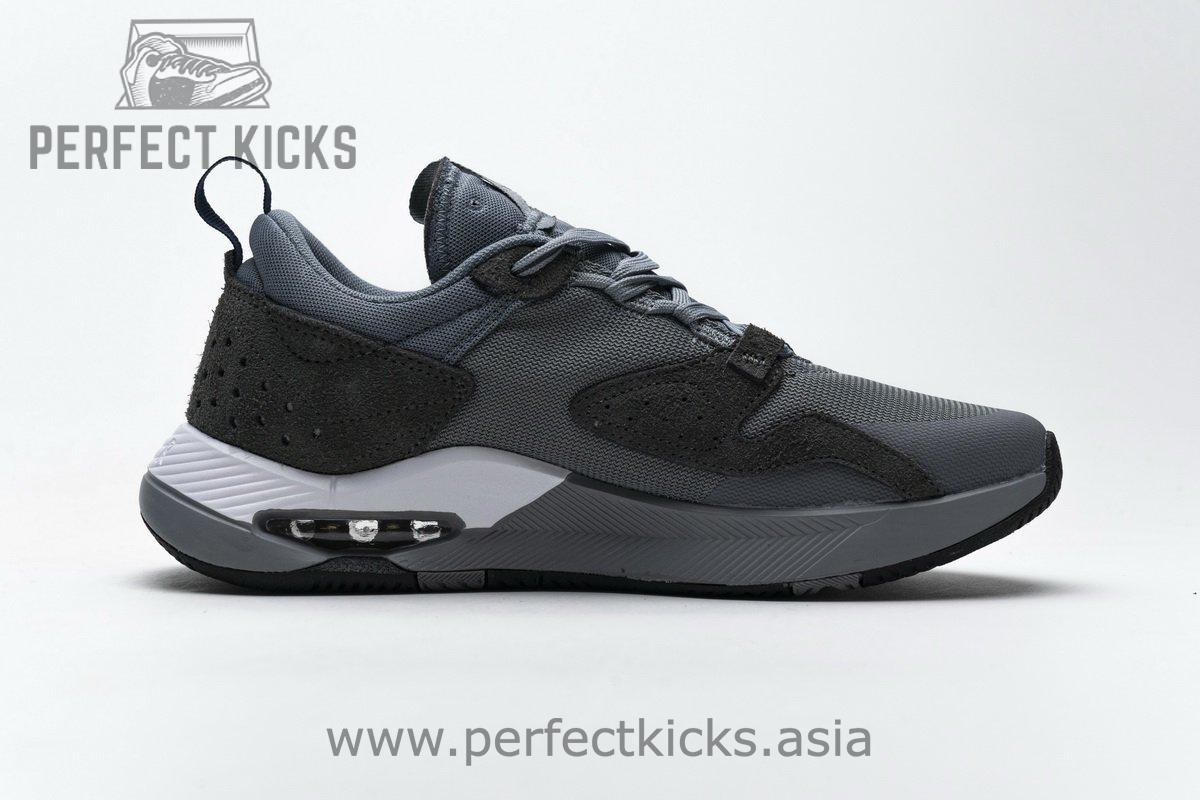 Copia del CV1761-100 Fragment Design x Jordan Delta SP Black White - Image 11