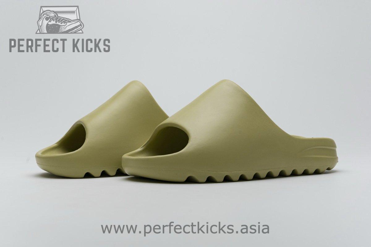 FX0494 adidas Yeezy Slide “RESIN” - Image 4