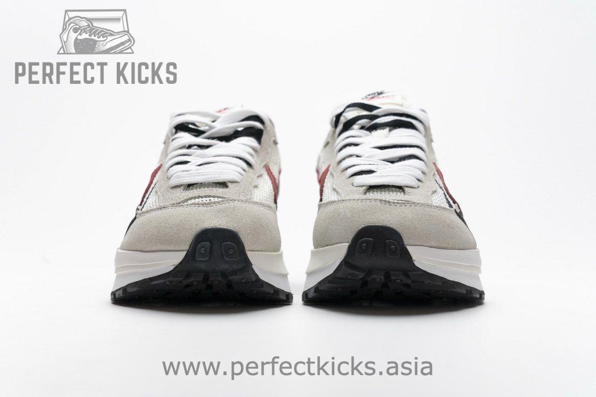 CI9928-010 Sacai x Nike Pegasua Vaporfly Villain Grey Blue Red - Image 4