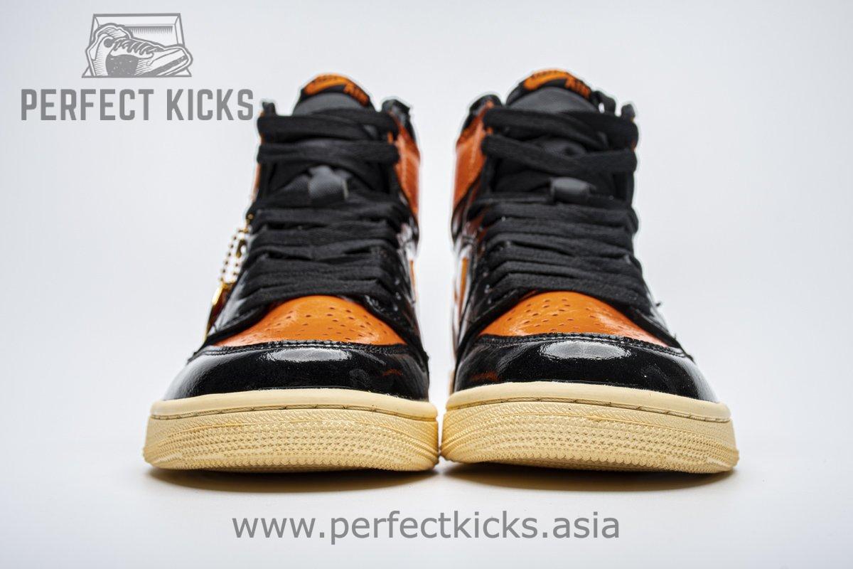 Air Jordan 1 Retro High OG 'Shattered Backboard 3.0' 555508-028 - Image 4