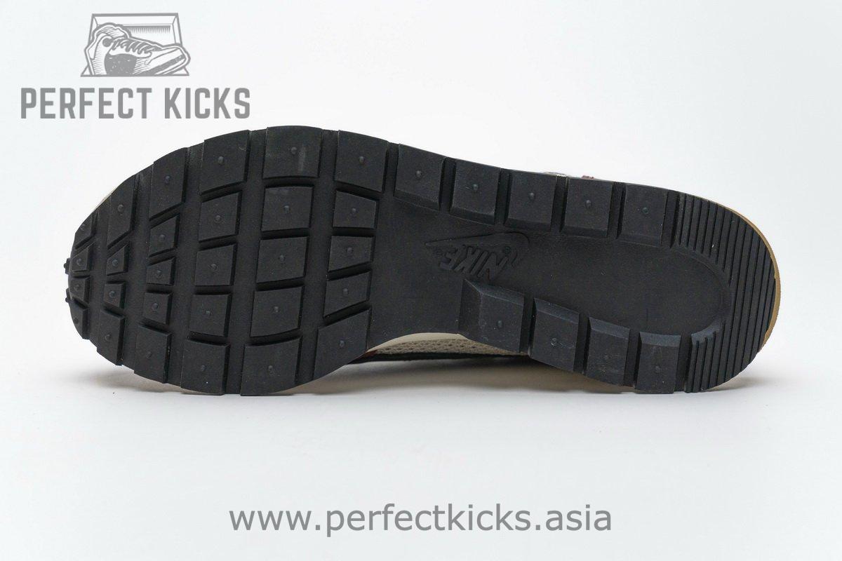 CI9928-301 Sacai x Nike Pegasua Vaporfly Villain Red Yellow Green - Image 11