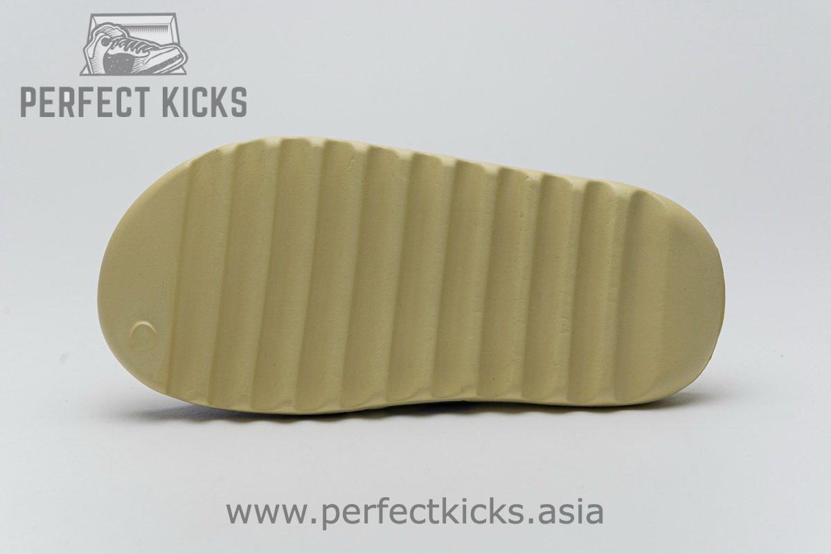 FW6344 adidas Yeezy Slide - Image 10