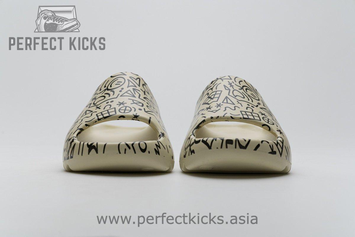 FW6345 adidas Yeezy Slide “Graffiti” - Image 4