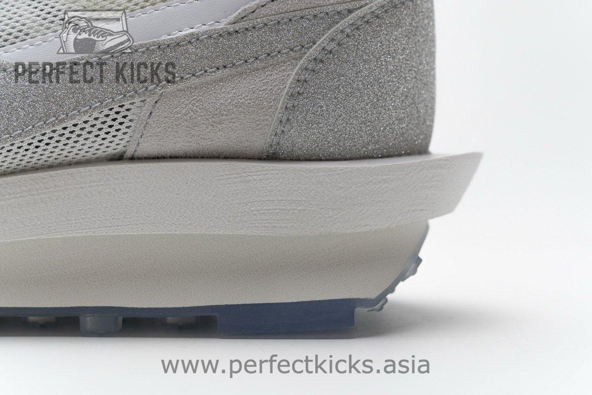 BV5053-100 Sacai x Nike LDWaffle White Bright White - Image 17
