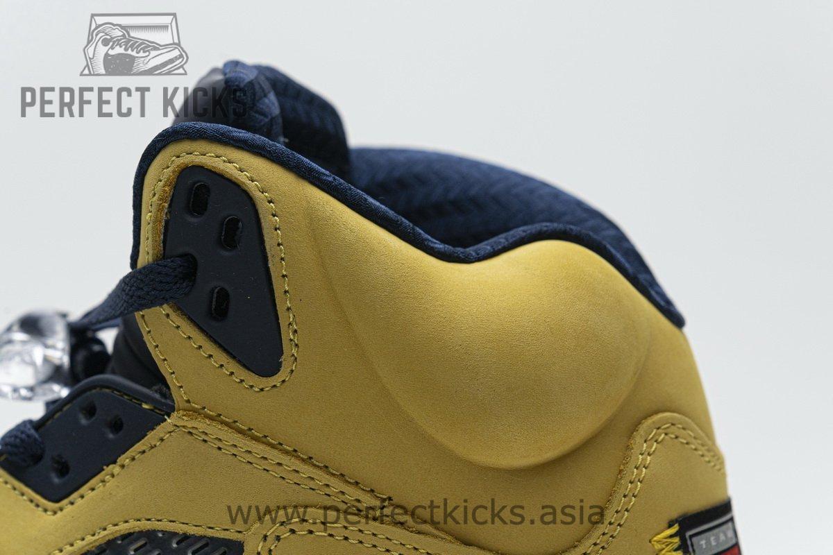 CQ9541-704 Air Jordan 5 Retro SE "Michigan" - Image 10